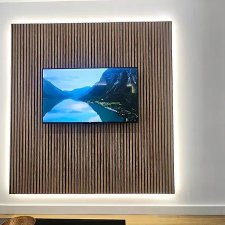 Charlot Center Iii By Suncastle